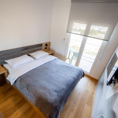 Apart Kraft Podgorica Luaran gambar