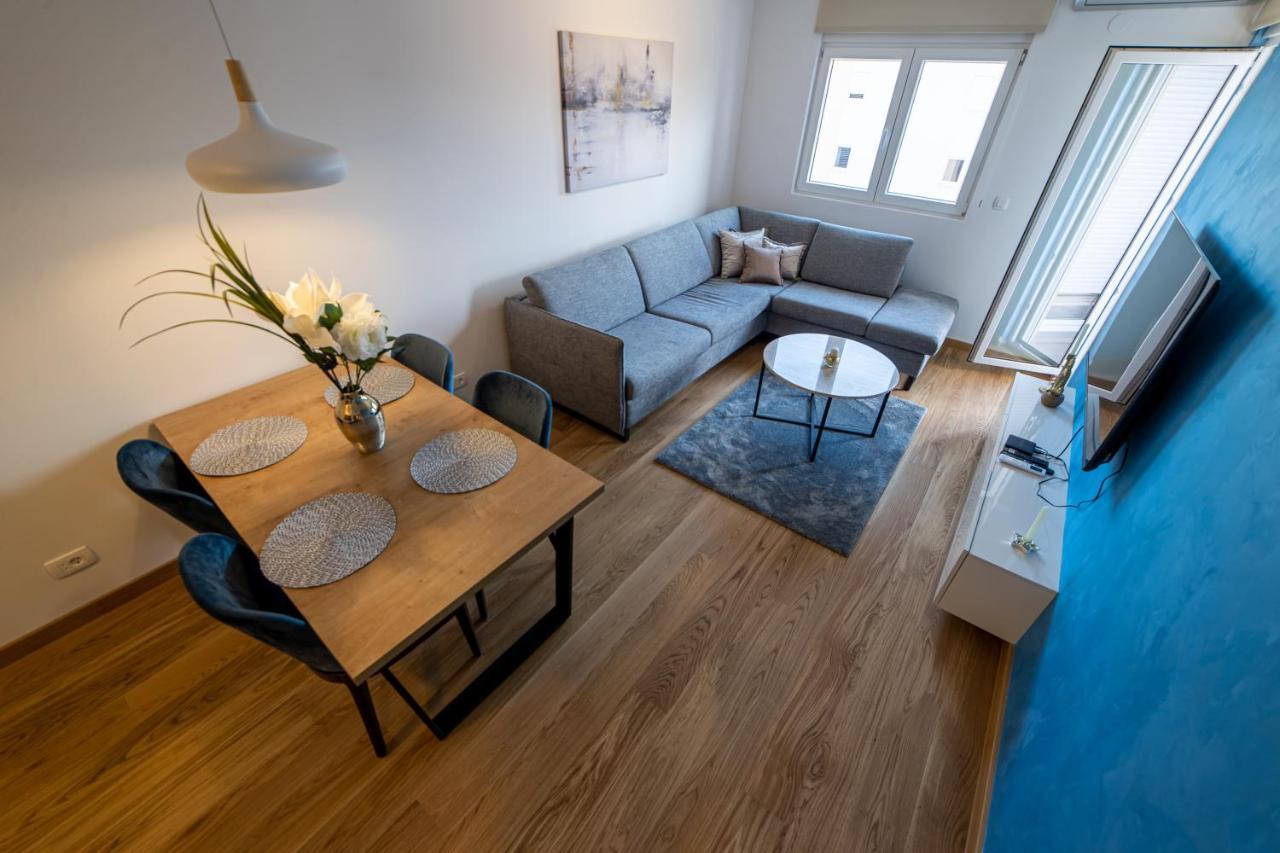 Apart Kraft Podgorica Luaran gambar