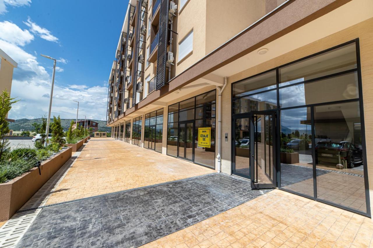 Apart Kraft Podgorica Luaran gambar